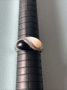 925 Sterling Silver Black & White Cabochon Statement Ring Size 7
